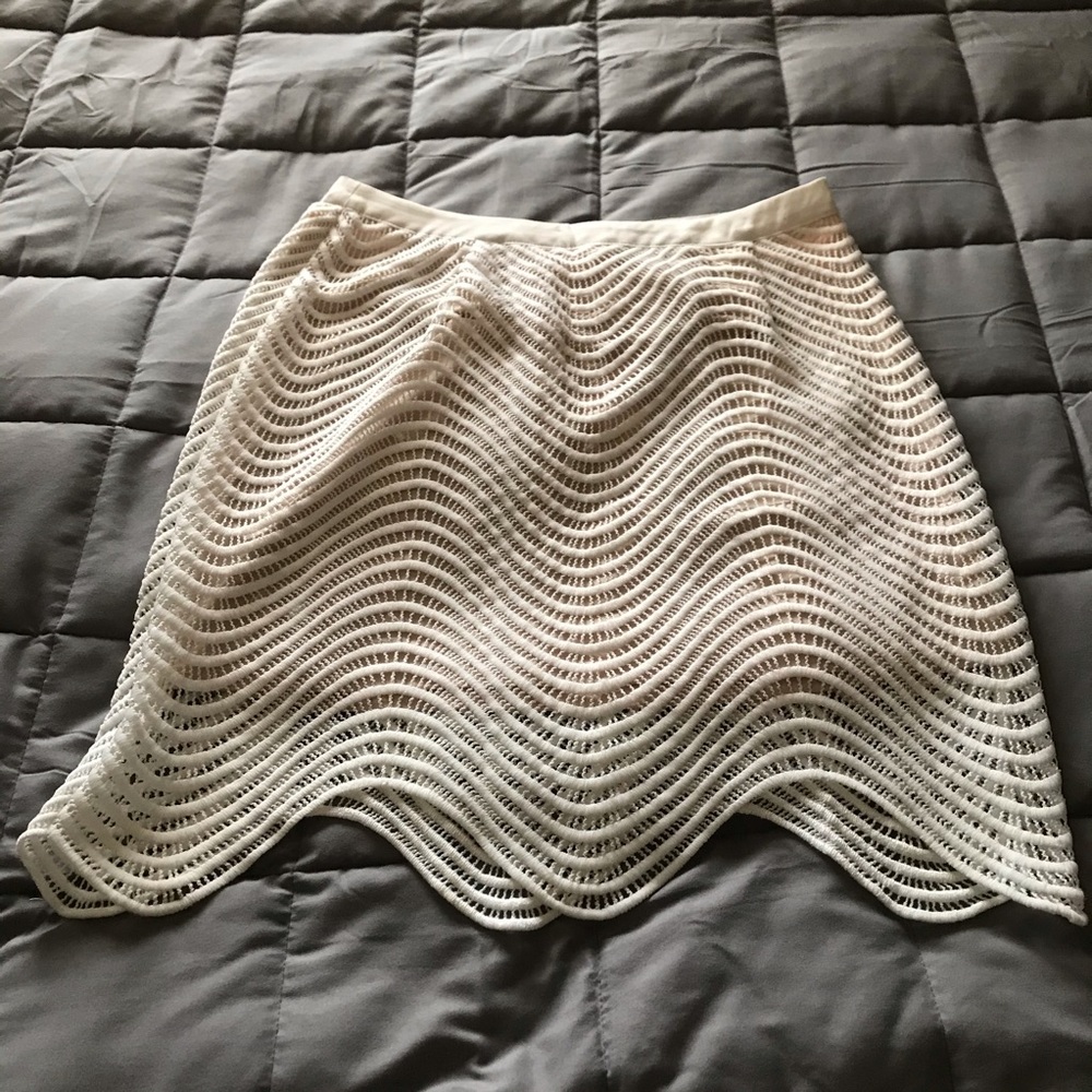 Forever21 cream mini skirt